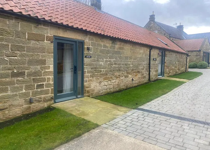 West Acre Country house *